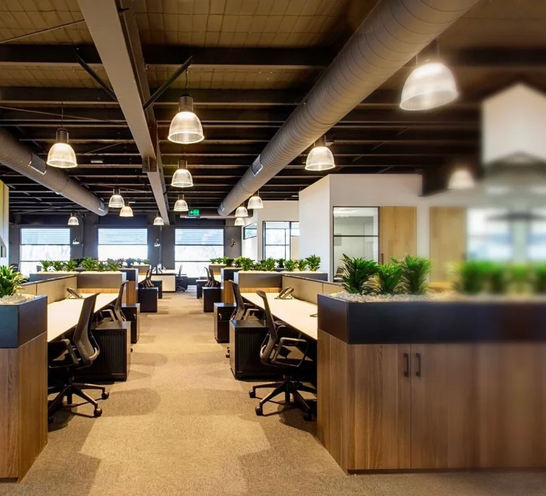 المكتب الإداري المفتوح والمغلق